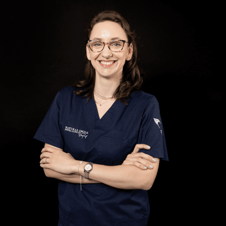 Dr.  Rus Krisztina
